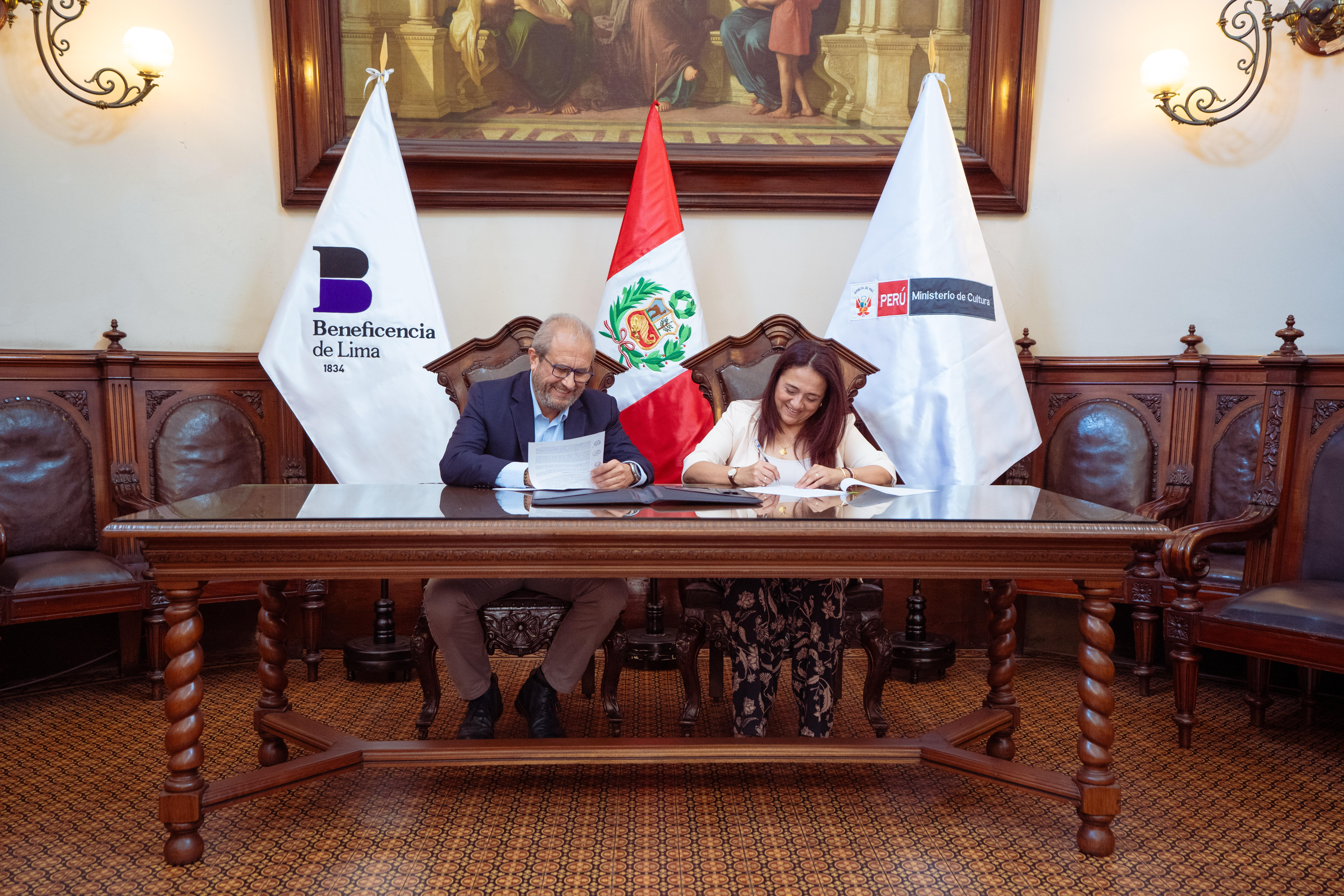 Ministerio de Cultura y la Sociedad de Beneficencia de Lima firman convenio para la recuperación del muro Canevaro en el Rímac