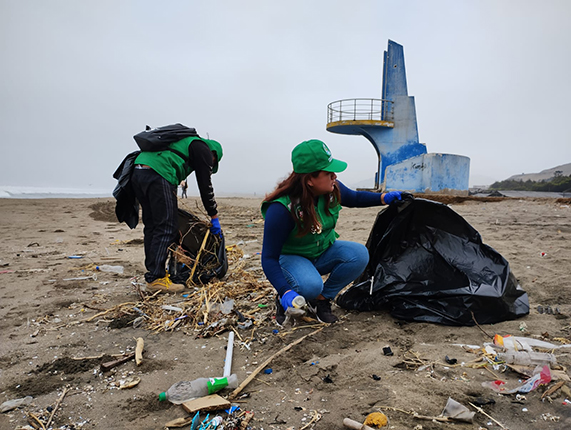 CAMPAÑA DE LIMPIEZA DE PLAYAS EN AUCALLAMA.
