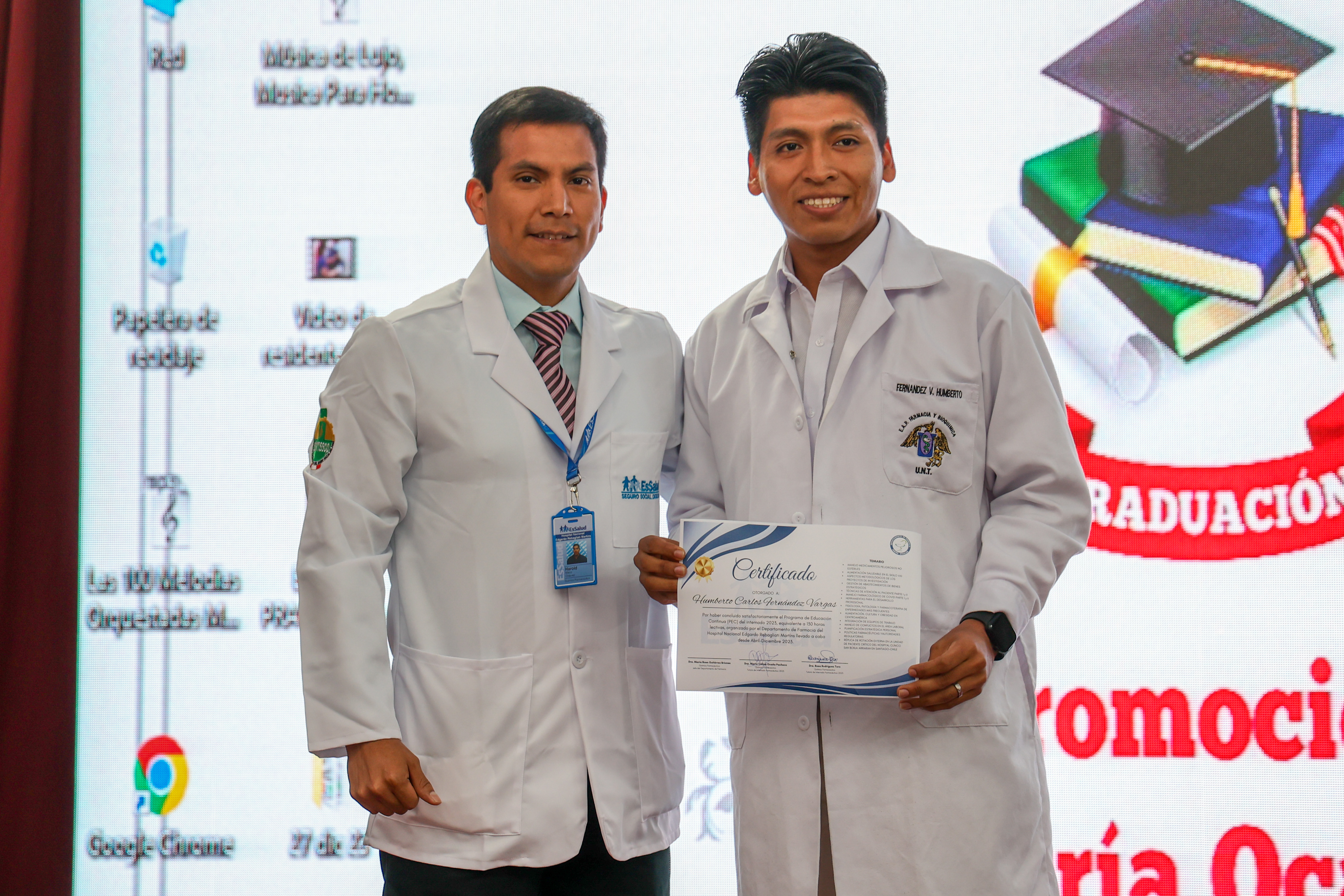EsSalud Rebagliati realizó ceremonia de clausura para internos de farmacia
