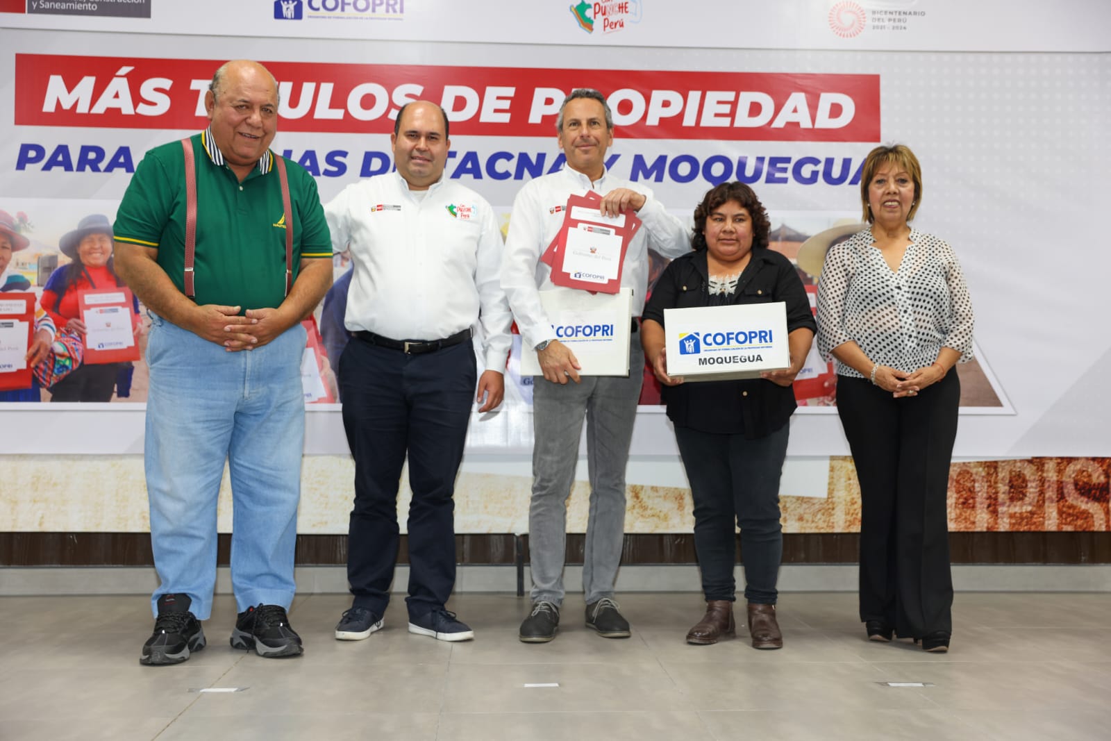 Prensa COFOPRI