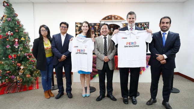 Ministerio de Cultura: Se entregarán becas para que jóvenes indígenas u originarios y afroperuanos estudien de manera gratuita 