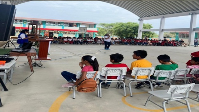 DRTPE Piura participo en Festiniño Navideño