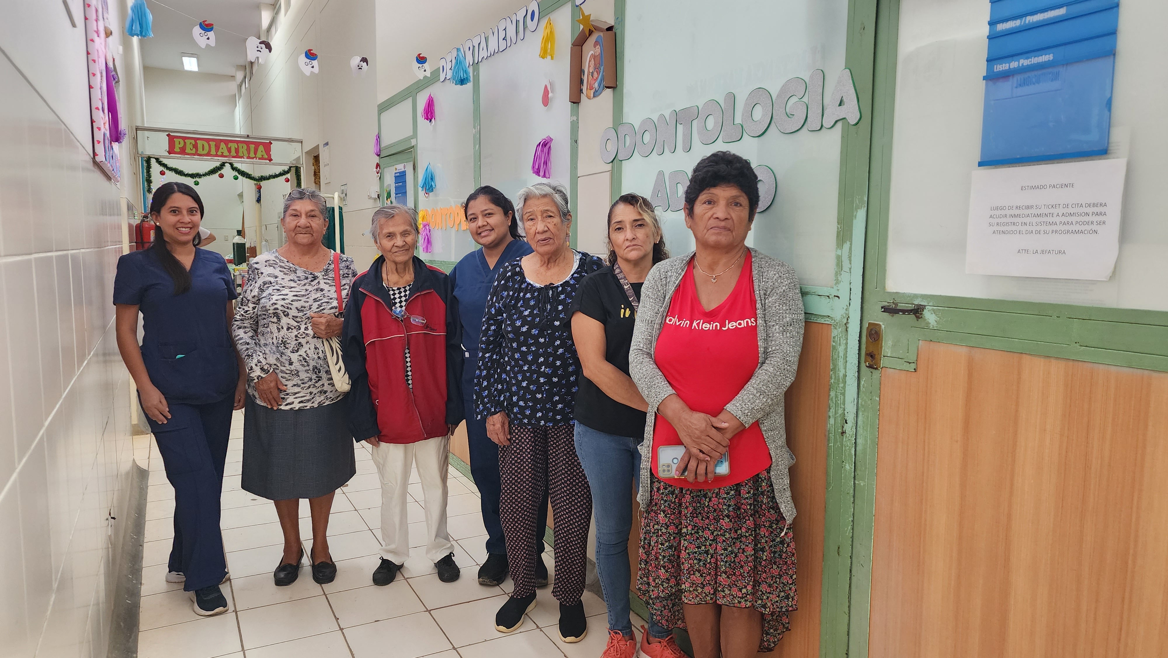 Se destaca el trabajo de los cirujanos dentistas, Julio César López Mendoza, Freddy García Marchena y Danitza Quevedo Reyes.