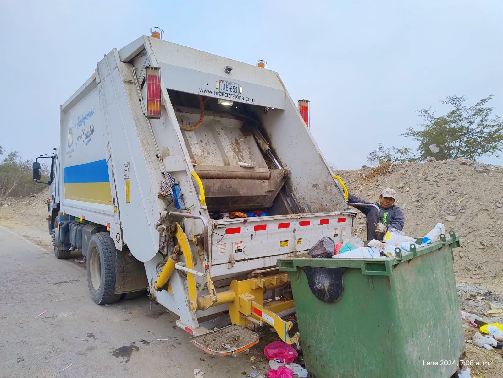 Municipio inició el Año Nuevo limpiando las calles