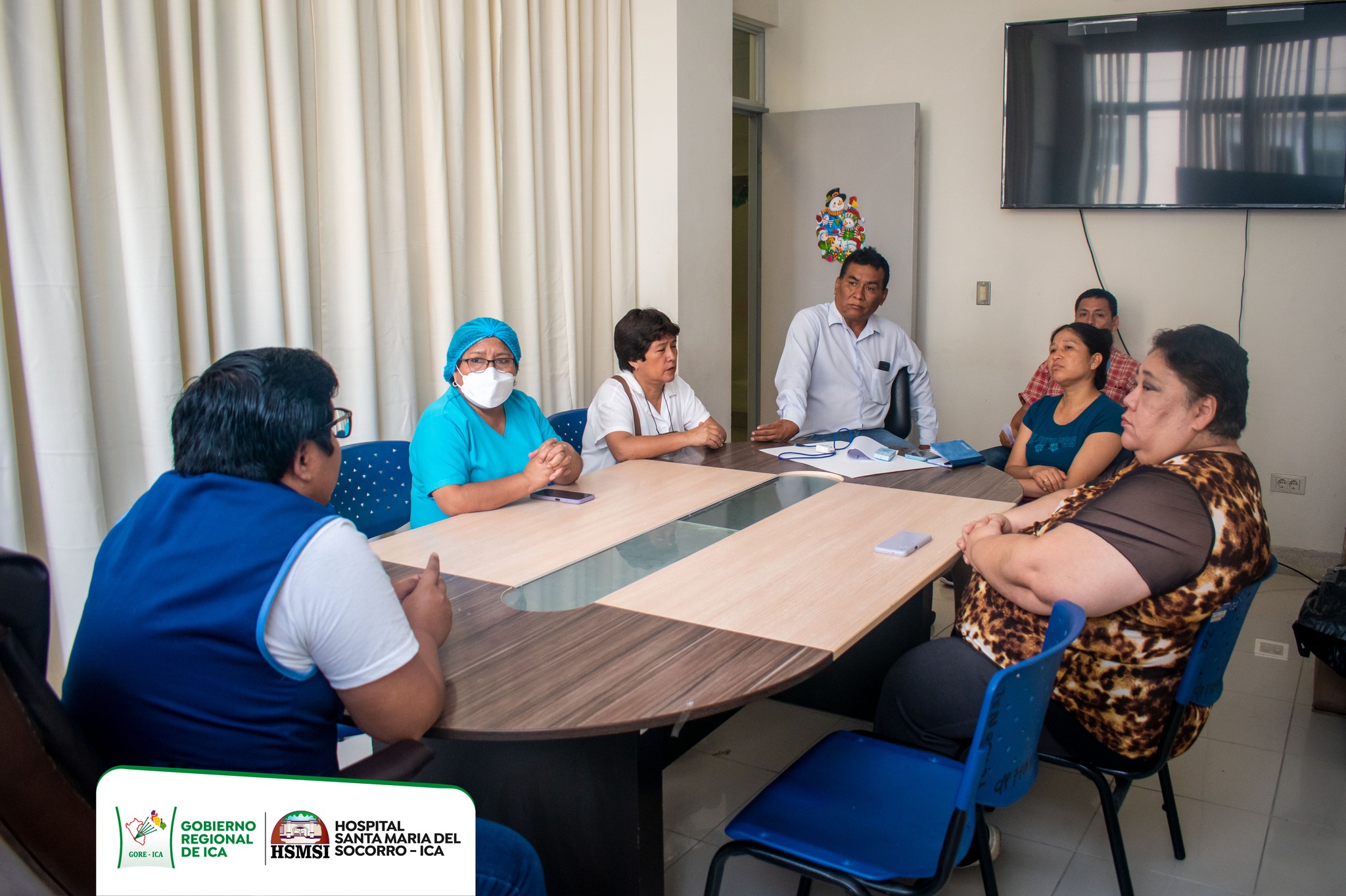 reunión informativa con los diferentes representantes de los sindicatos de trabajadores del HSMSI