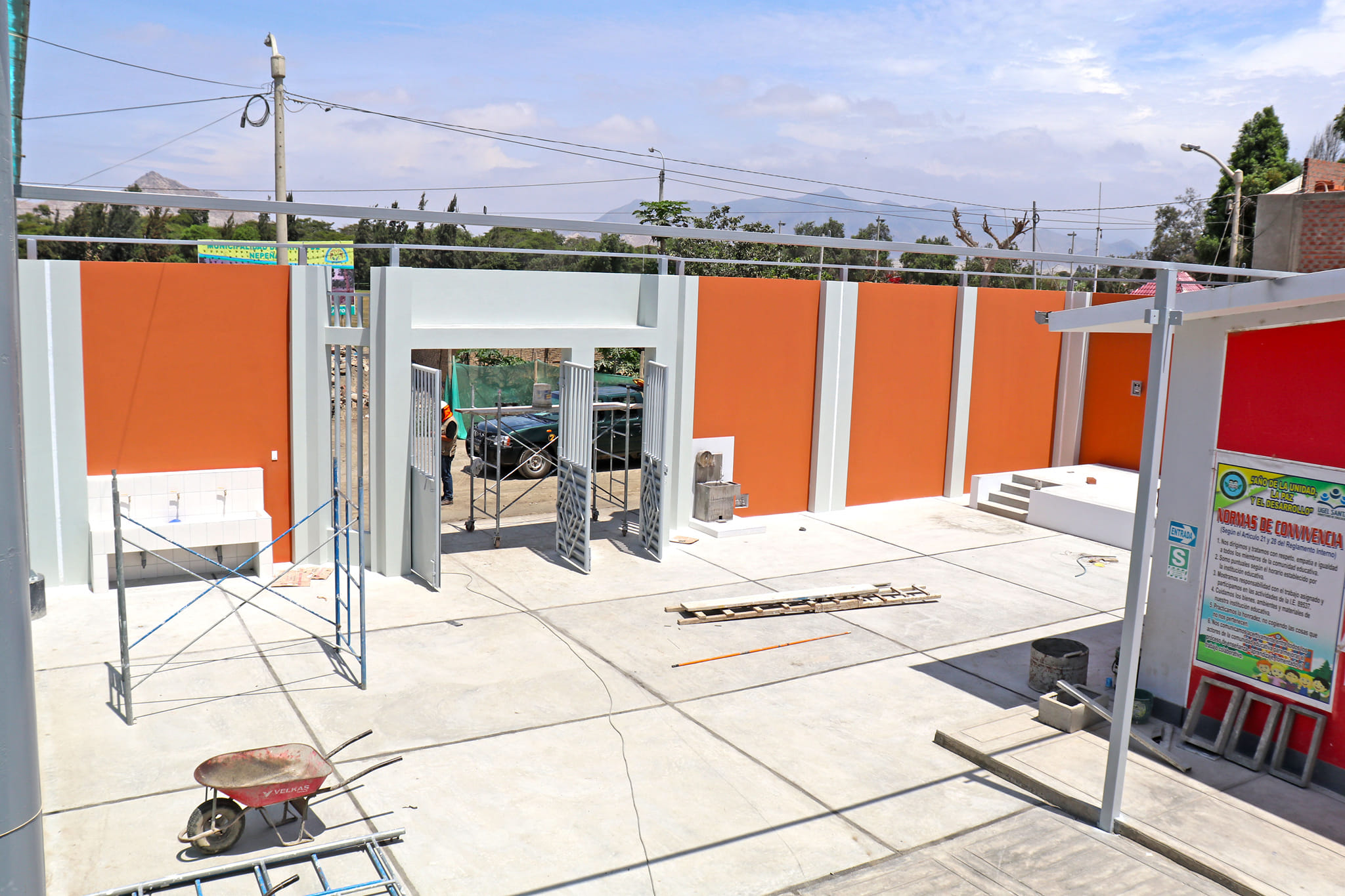Construcción del cerco perimétrico de I.E. de Capellanía