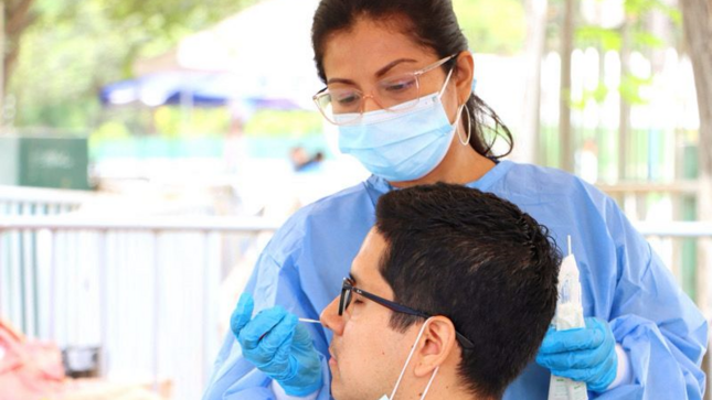 Foto 1 de Cerca de 8000 personas recibieron servicios de salud durante los feriados de fin de año