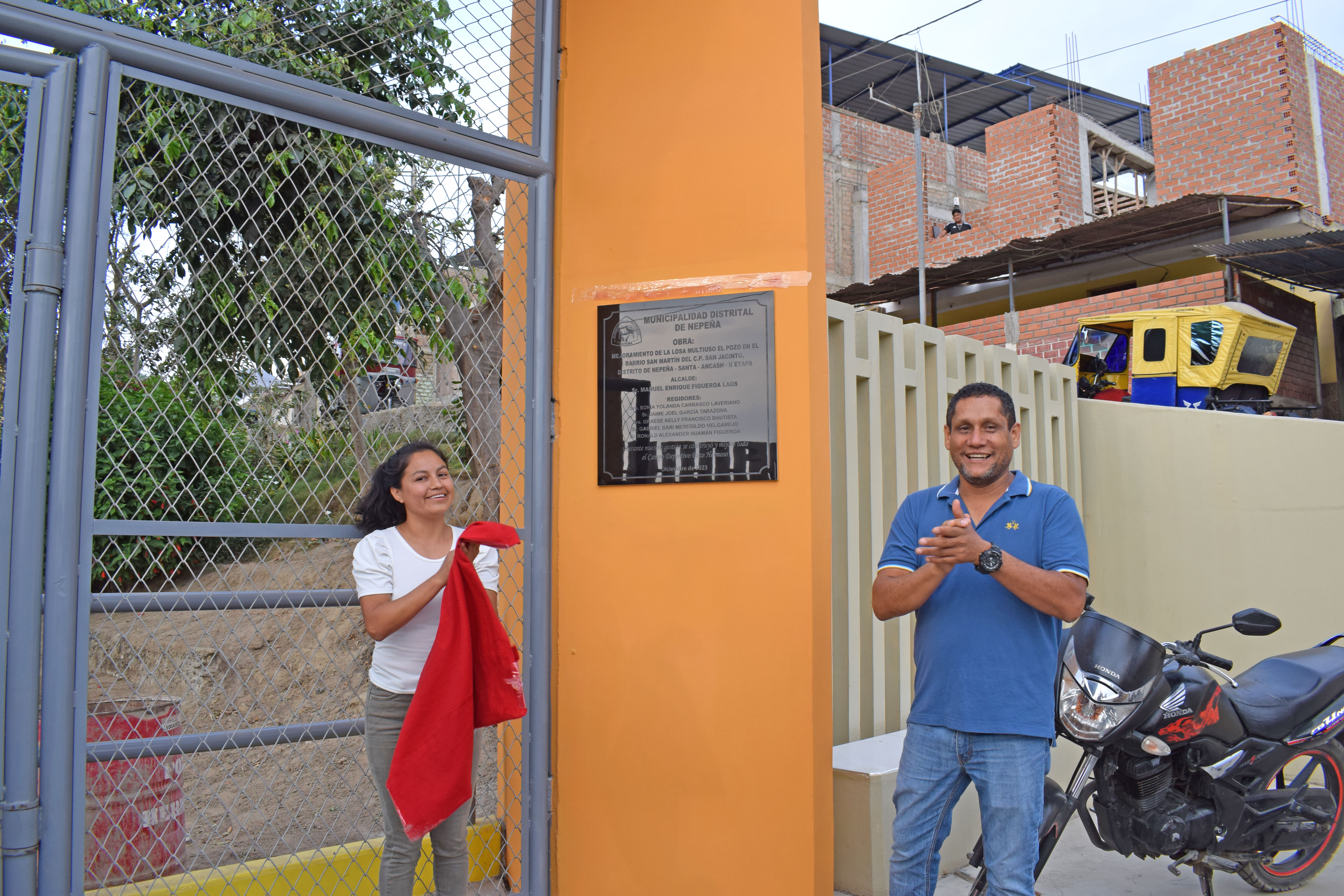 Develación de placa