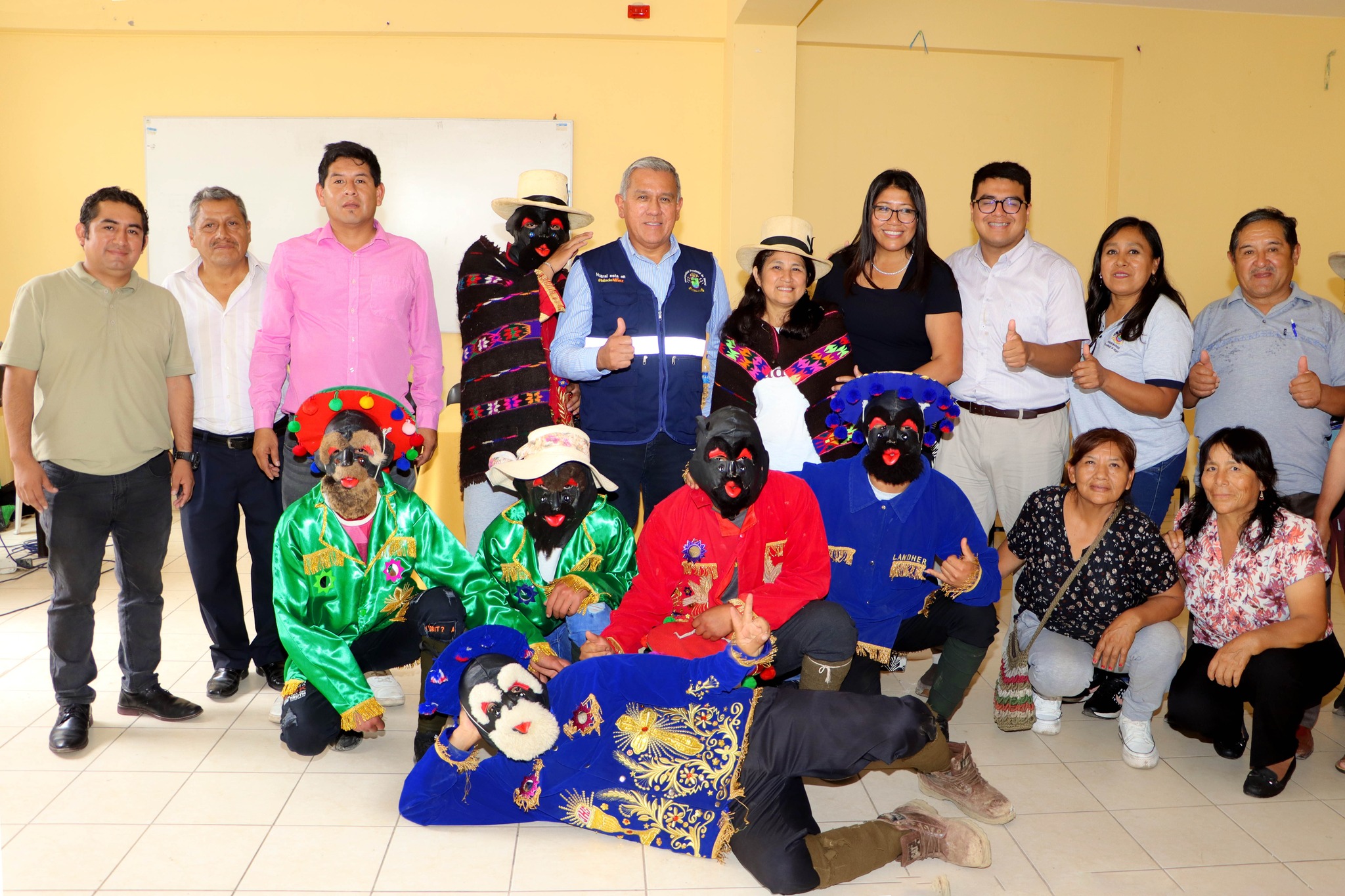 En conferencia de prensa anuncian actividades por la Fiesta de las Cruces del distrito de Sumbilca