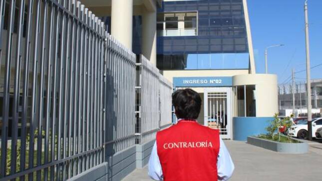 La Contraloría General advirtió que directivos que ocupan cargos gerenciales y de jefatura en el Proyecto Especial Afianzamiento y Ampliación de los Recursos Hídricos de Tacna (PET), no cumplirían los requisitos mínimos exigidos al no acreditar la experiencia solicitada por la entidad. 