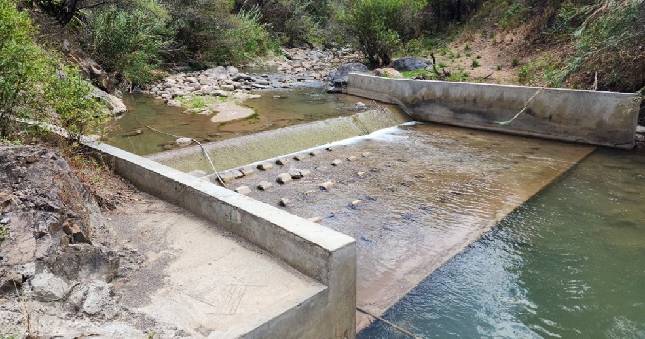 La Contraloría identificó irregularidades en la obra denominada “Mejoramiento del servicio de agua potable y alcantarillado en el centro poblado Zapotal, distrito de San Bernardino, en la provincia de San Pablo”, que ocasionaría pérdidas a la entidad por la suma de S/ 667 454 al no cobrarse penalidades por mora.