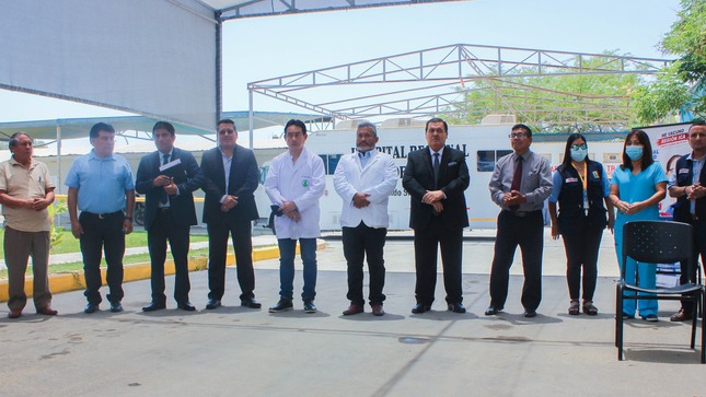 Con gran éxito inicia proceso de inmunización de vacuna bivalente en el Hospital Regional de Ica