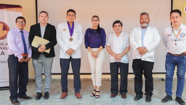 Director ejecutivo participa de Mesa Técnica sobre entrega de hospitales de la región Ica