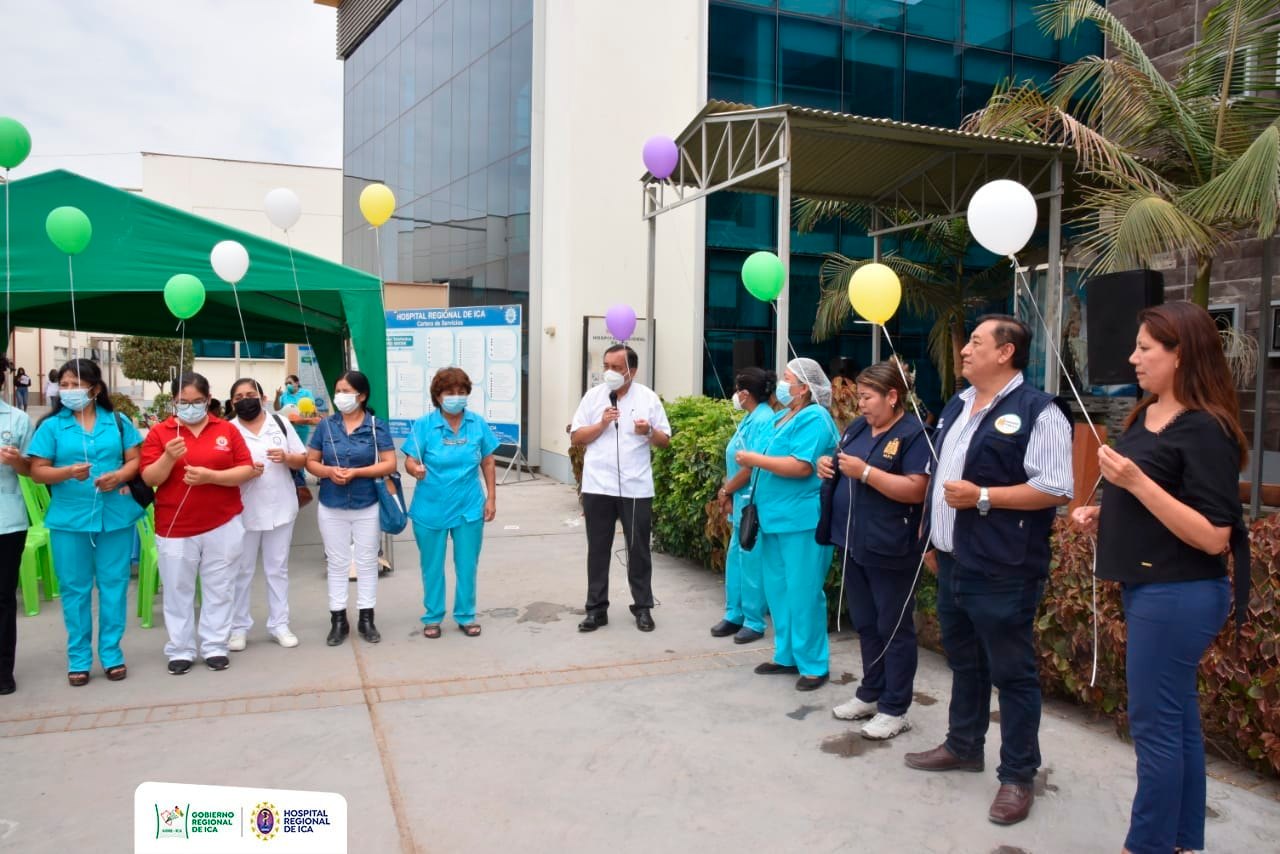 El Hospital Regional de Ica llevó a cabo la Feria Informativa dirigida a la población que asiste a nuestro nosocomio.