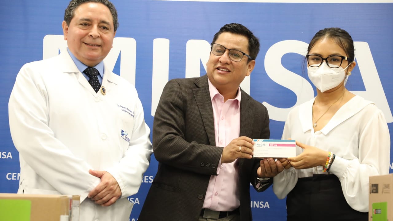 Pacientes con cáncer de mama del INEN reciben por primera vez y de manera gratuita el medicamento Ribociclib