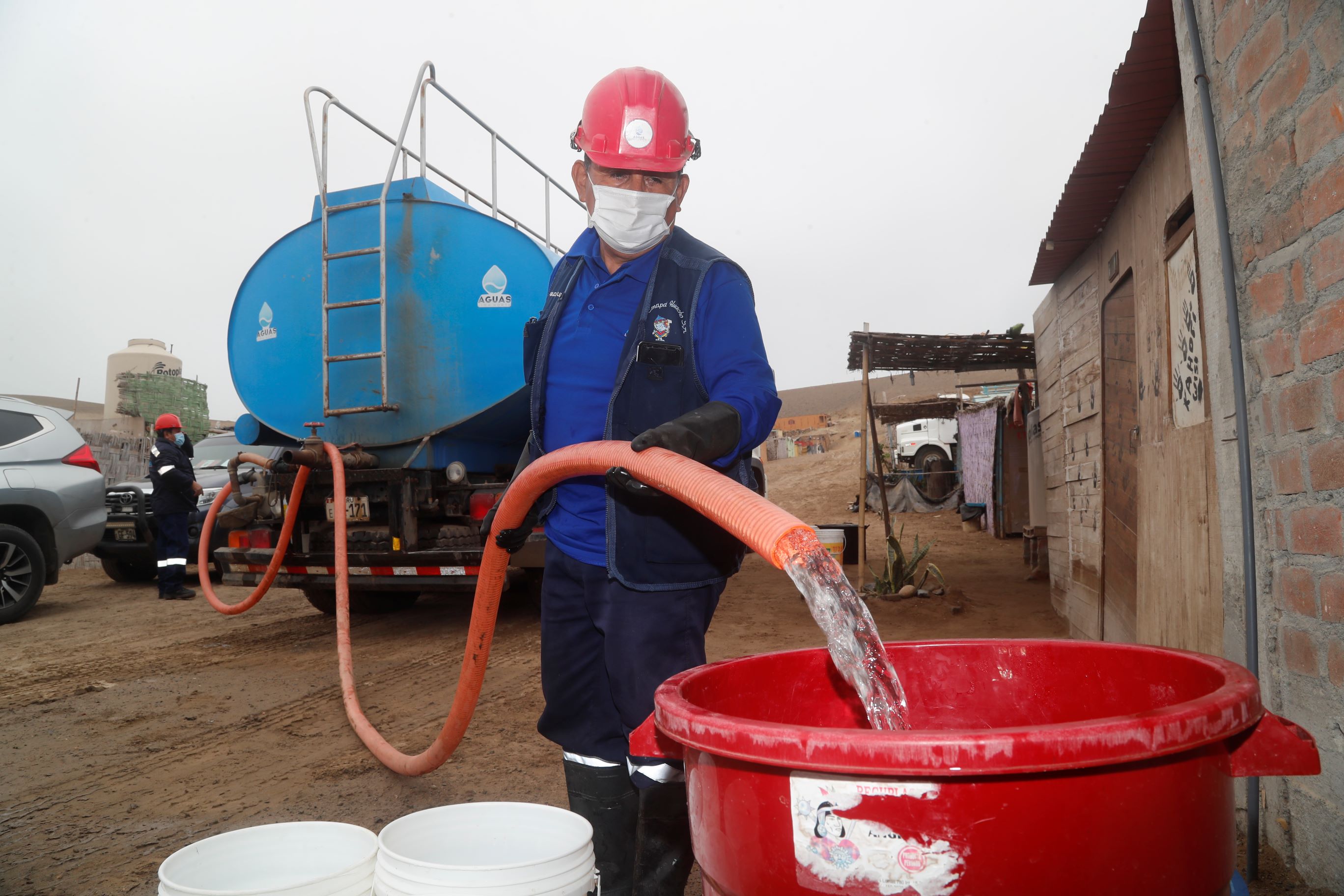 Ministerio de Vivienda transfiere más de S/ 38 millones a Sedapal para distribuir agua potable gratuita