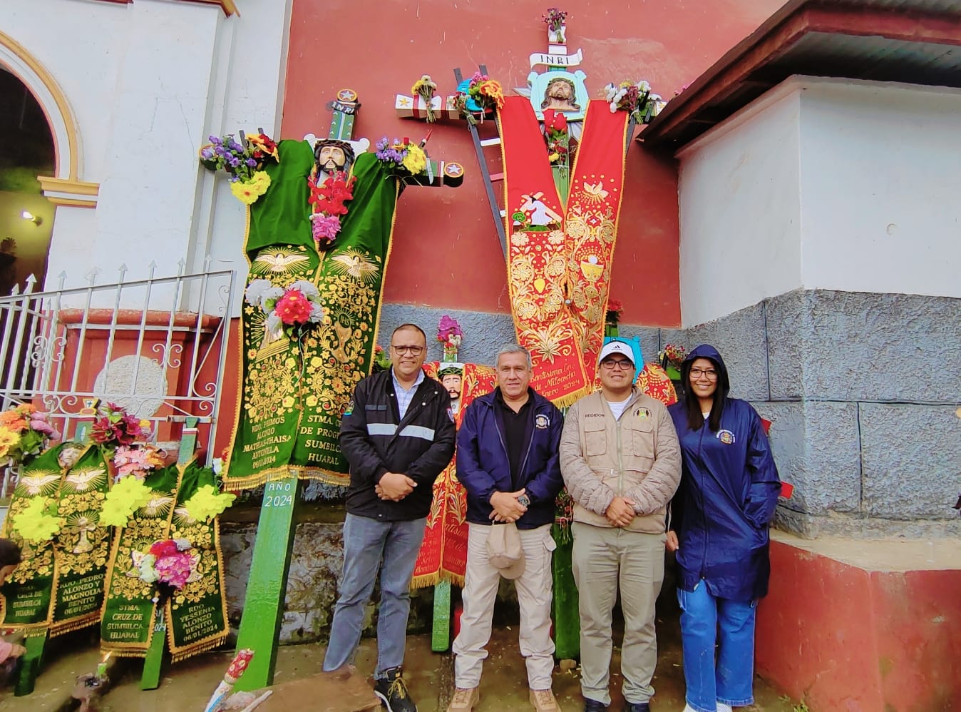 Alcalde provincial Fernando CΓ‘rdenas participΓ³ de "Fiesta de las Cruces" en el distrito de Sumbilca