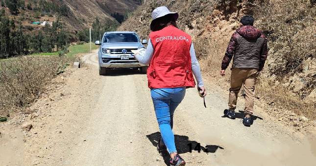 La Contraloría General de la República identificó un perjuicio económico por S/ 544 826.40 en la Municipalidad Provincial de Tarma, debido a que funcionarios y servidores de dicha entidad otorgaron conformidad al servicio de mantenimiento periódico del camino vecinal en el tramo 1: Vilcabamba – Collpa - Carretera Pioc, provincia de Tarma, sin advertir que su ejecución incumplió lo establecido en el plan de trabajo y normativa aplicable.