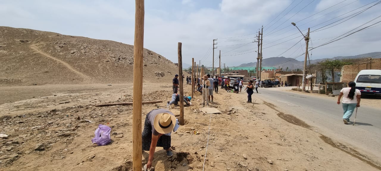 Ministerio de Cultura inició la colocación de cerco perimétrico que protegerá el Sitio Arqueológico Pirámide de Nievería