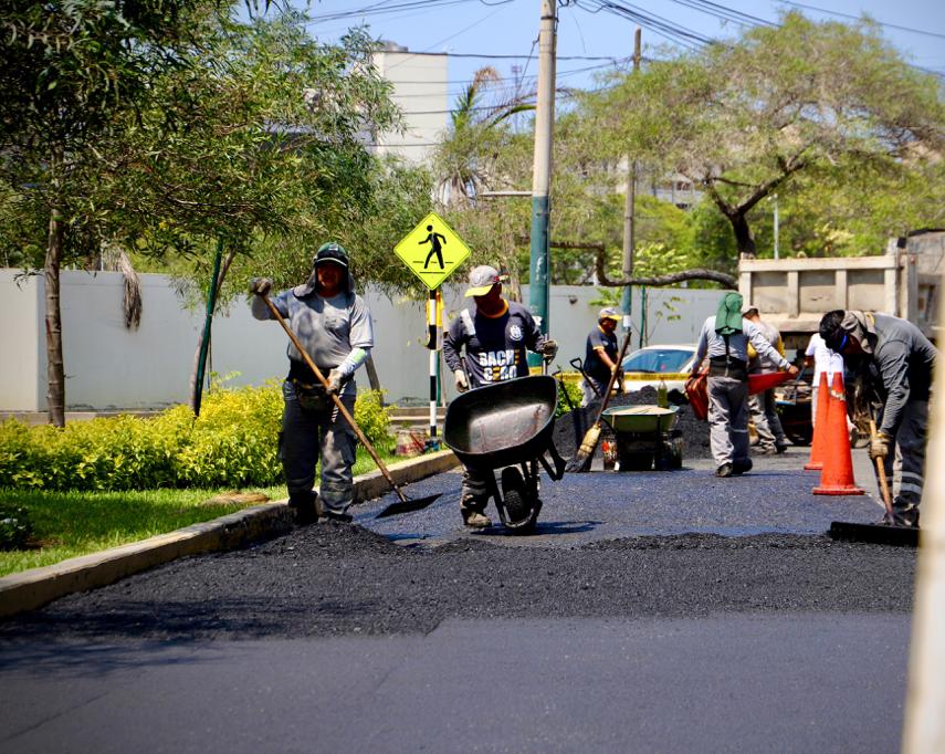Parchado de pistas Av. Cádiz 1