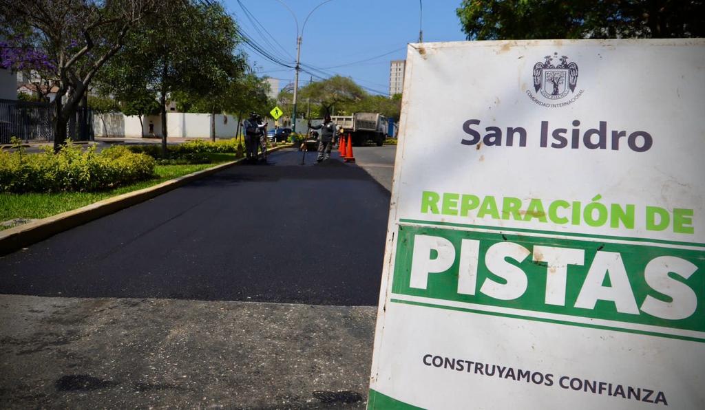 Parchado de pistas Av. Cádiz 1