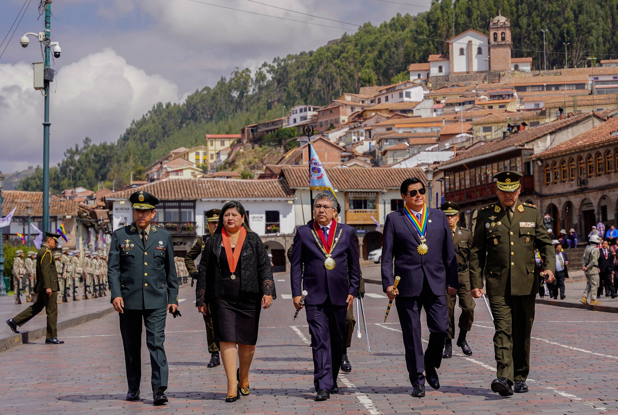 Presidenta de la Corte de Cusco participó del último izamiento pleno del 2023