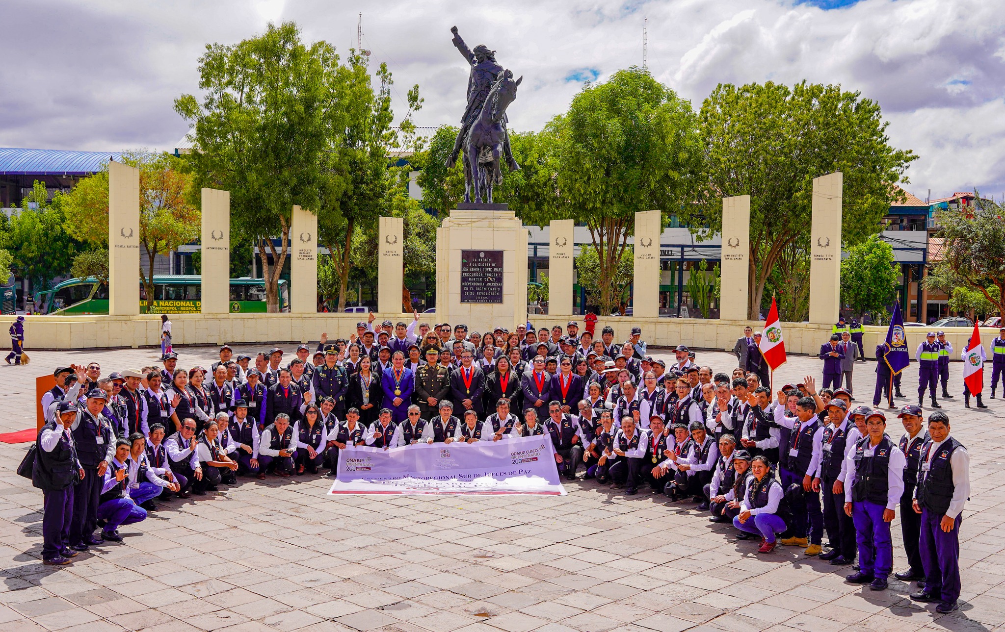 Corte Superior de Justicia Cusco realizó ceremonia en conmemoración al Bicentenario de la Justicia de Paz en el Perú