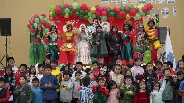 Corte de Cusco organizó Show Navideño lleno de magia y solidaridad