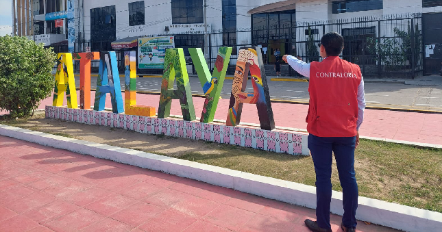 La Contraloría General identificó que funcionarios de la Municipalidad Provincial de Atalaya aprobaron trabajos y dieron conformidad para el pago de mantenimiento periódico de caminos vecinales sin que se hayan cumplido con las exigencias previstas en el contrato, el plan de trabajo, y el expediente adicional del servicio.