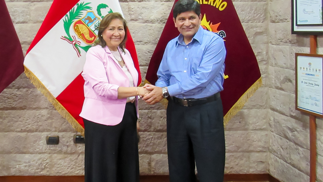 MINISTRA