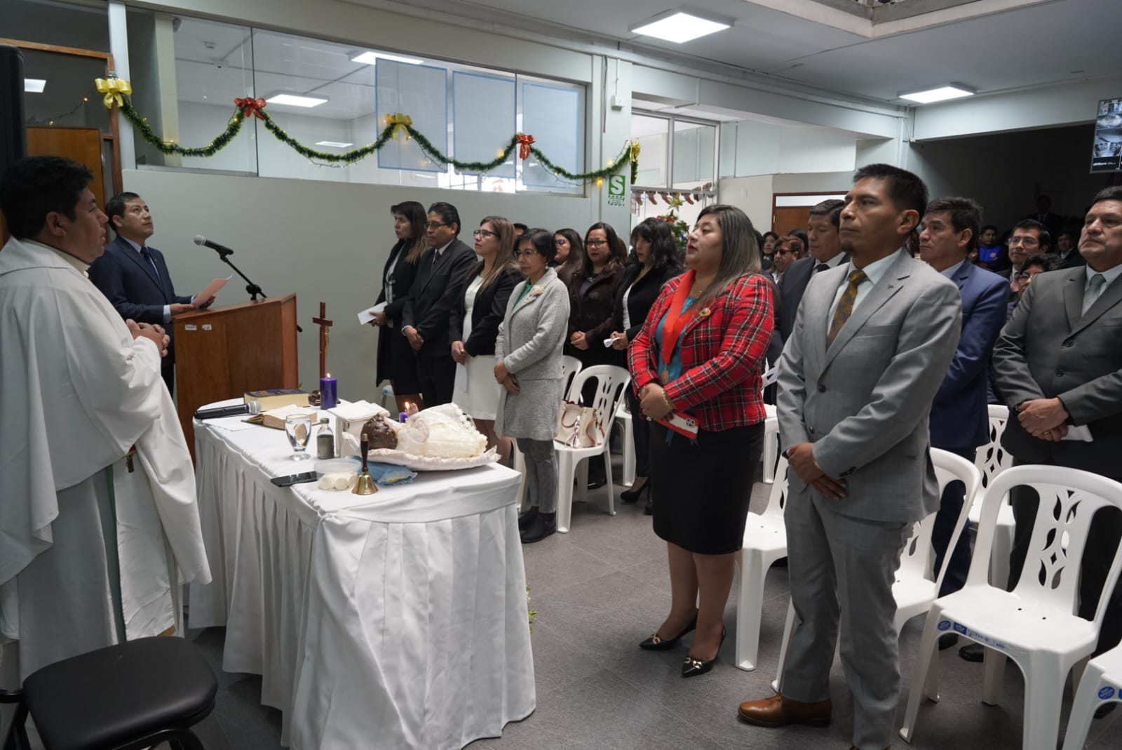 Presidenta de la Corte de Cusco participó en la Misa de Acción de Gracias con motivo de las Festividades Navideñas