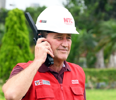 Jefes de las Unidades Zonales de Provías Nacional se capacita sobre el uso de teléfonos satelitales
