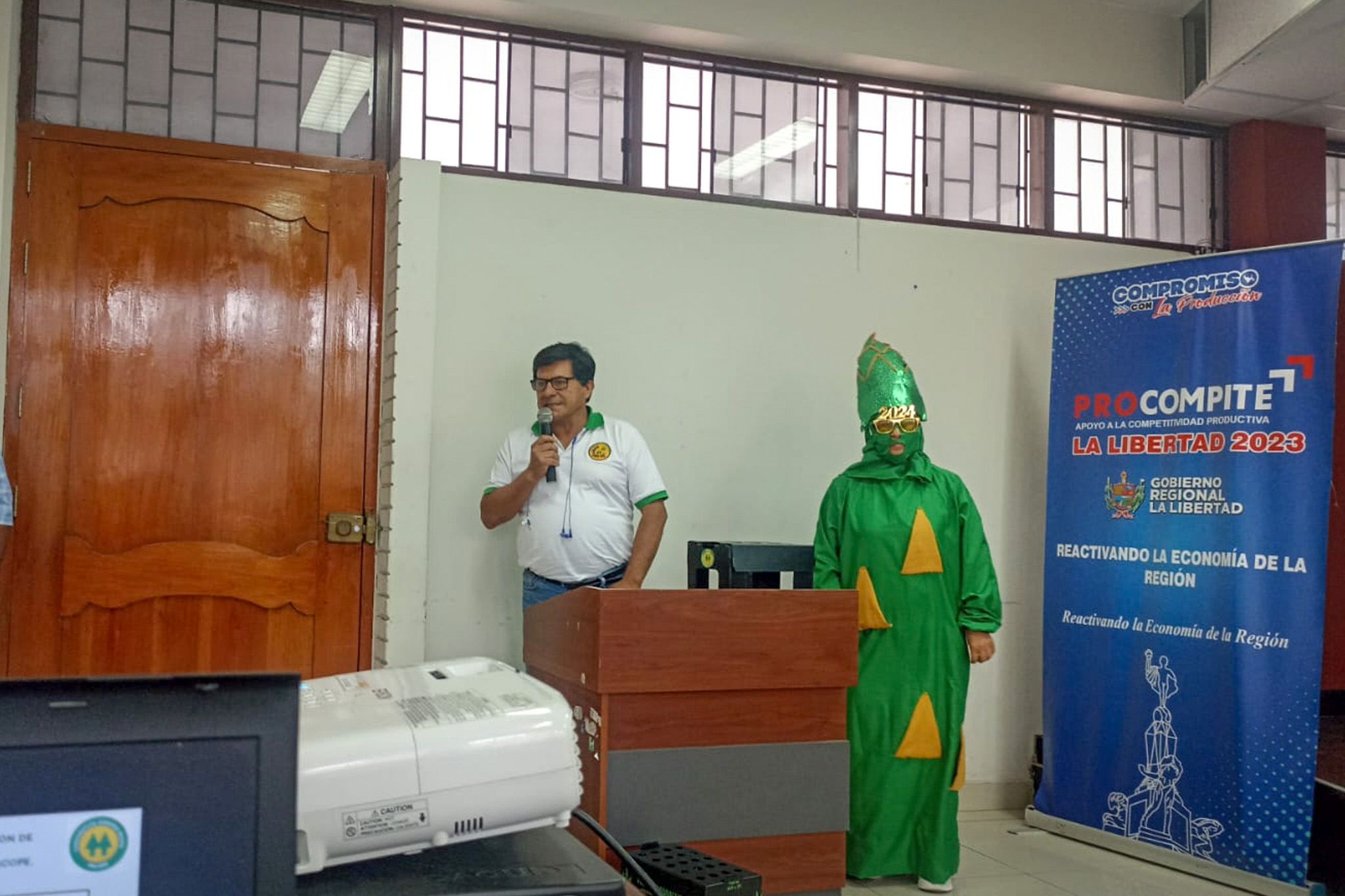 Fotos: Oficina de Imagen Institucional de la GRALL.