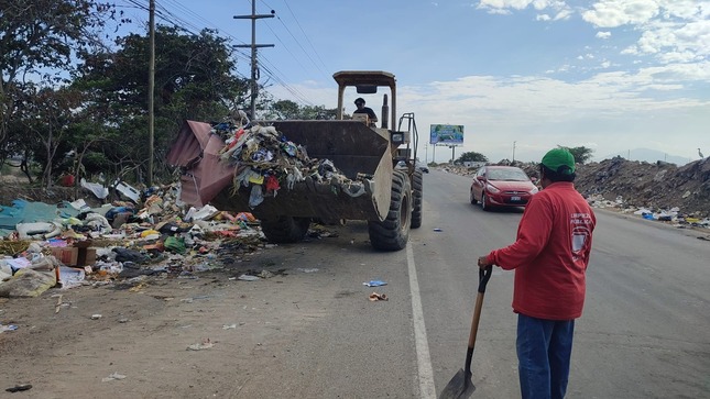 Municipalidad de Chiclayo recogerá más de 500 metros cúbicos de basura y desmonte en la salida a Ferreñafe