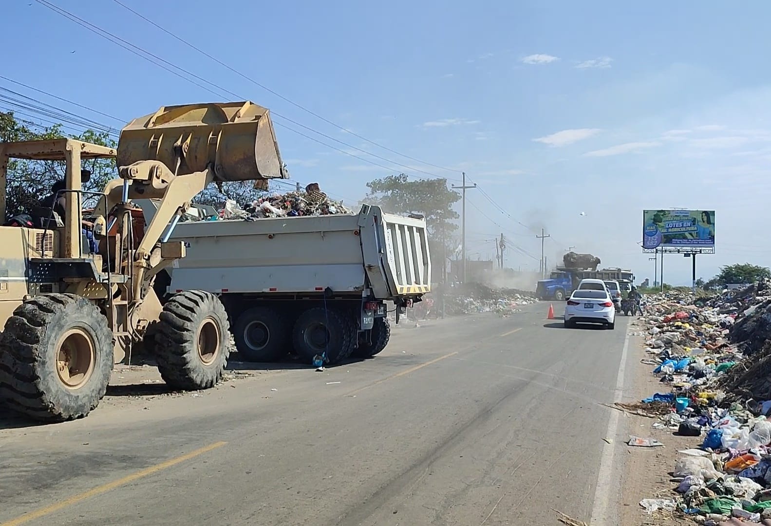 Municipalidad de Chiclayo recogerá más de 500 metros cúbicos de basura y desmonte en la salida a Ferreñafe