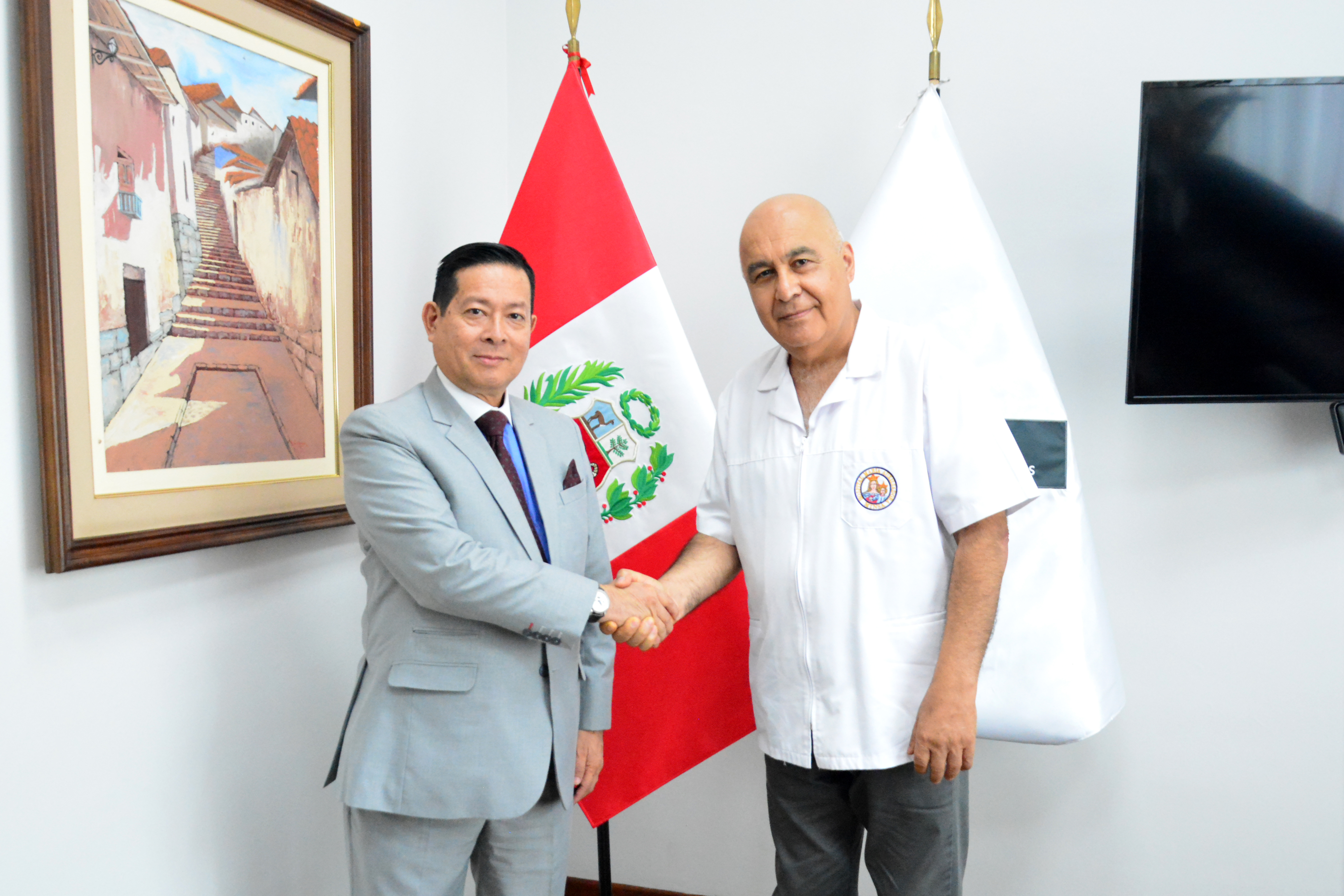 Nuestro director sostuvo reunión oficial con Ministro de Justicia y Derechos Humanos