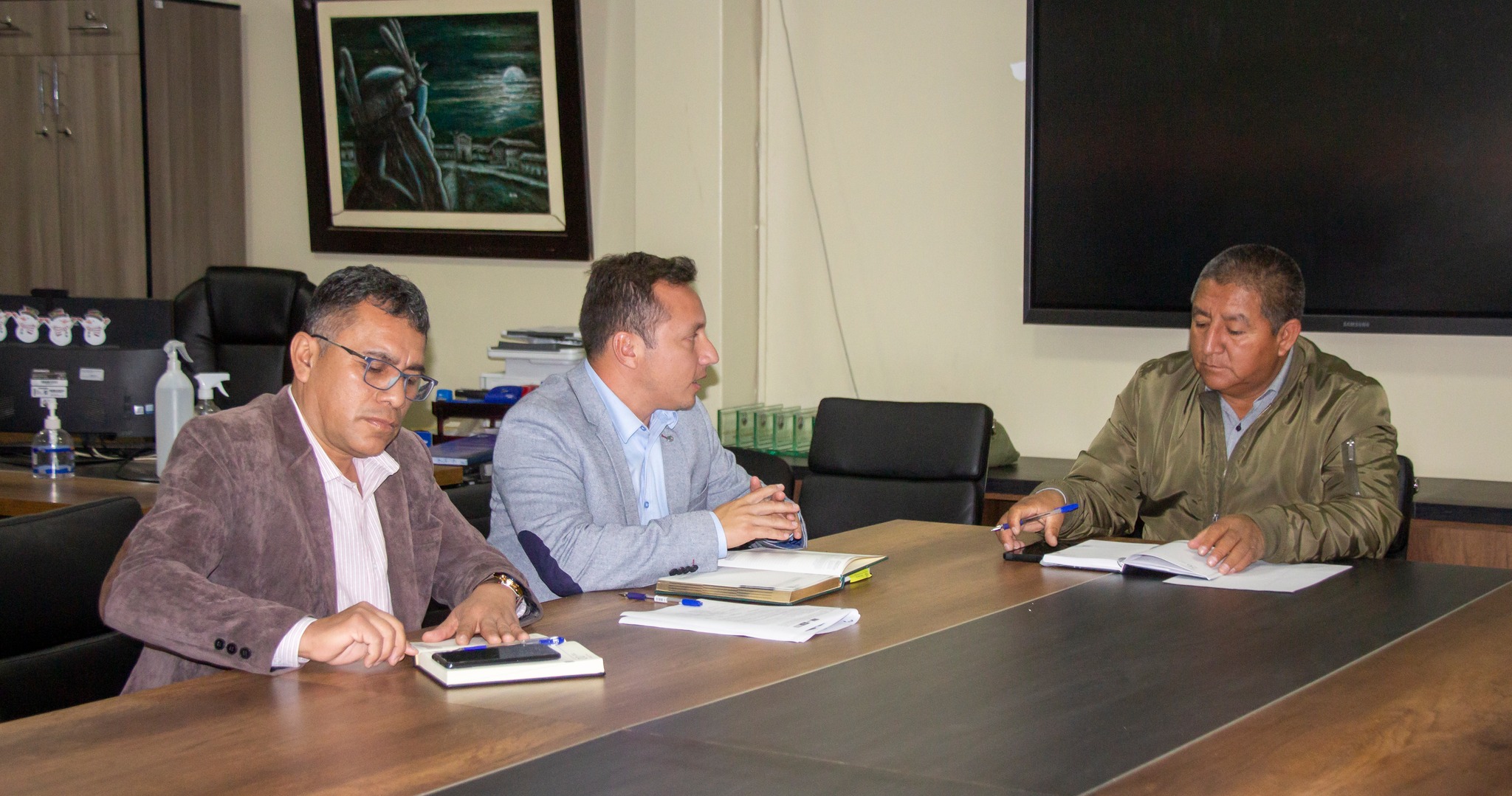 Imagen de la reunión entre la Red de Salud Sánchez Carrión y la Municipalidad Provincial Sánchez Carrión.