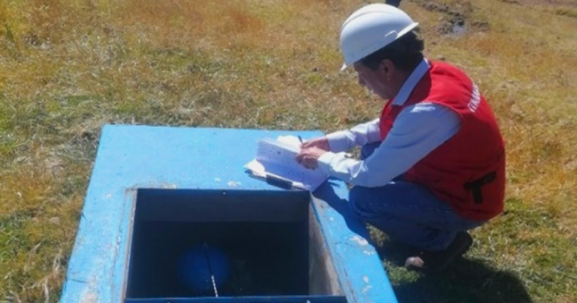 La Contraloría General de la República identificó a ocho funcionarios de la Municipalidad Distrital de Acocro con presunta responsabilidad penal, administrativa y de Procedimiento Administrativo Sancionador (PAS) porque actuaron al margen de las normas de contrataciones del Estado en la ejecución de la obra de agua potable y saneamiento básico de los poblados de Ccoisa, Tarwiyucc, Trigoloma y Lecheccocha, distrito de Acocro, provincia de Huamanga.