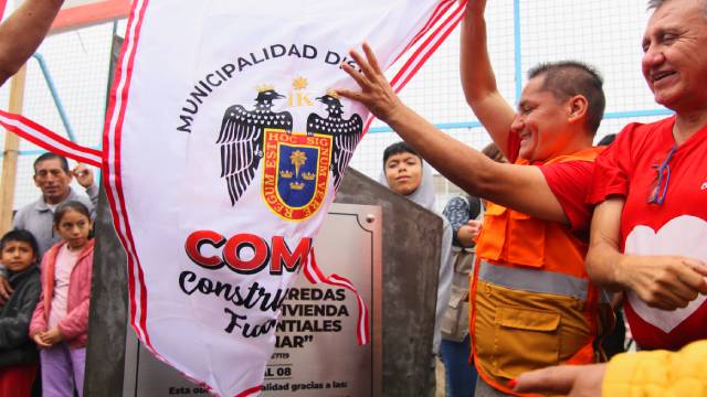 naugurathon de Obras que entregó a vecinos de las urbanizaciones del distrito comeño
