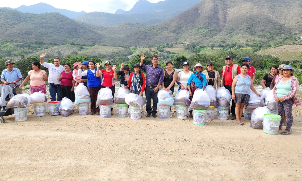 Ayuda Humanitaria en La U y Algarrobito