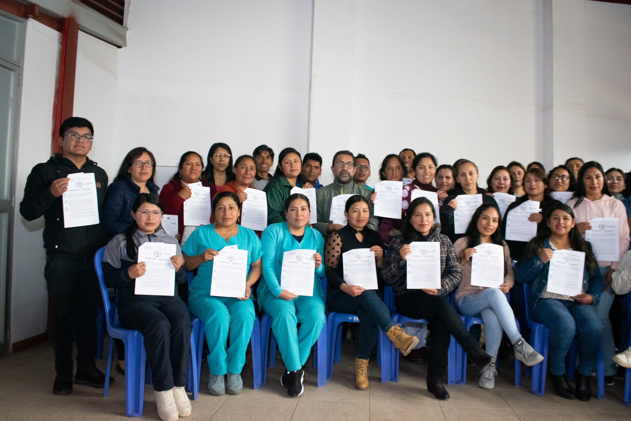Se hizo entrega de Resoluciones de Nombramiento para profesionales de la salud