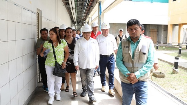 La Contraloría General iniciará una auditoría de cumplimiento a la obra de mejoramiento del Hospital Regional de Pucallpa para determinar las responsabilidades de funcionarios públicos en las demoras en esta importante obra para la población pucallpina, anunció el contralor general, Nelson Shack, durante la jornada de despacho contralor en la región Ucayali.