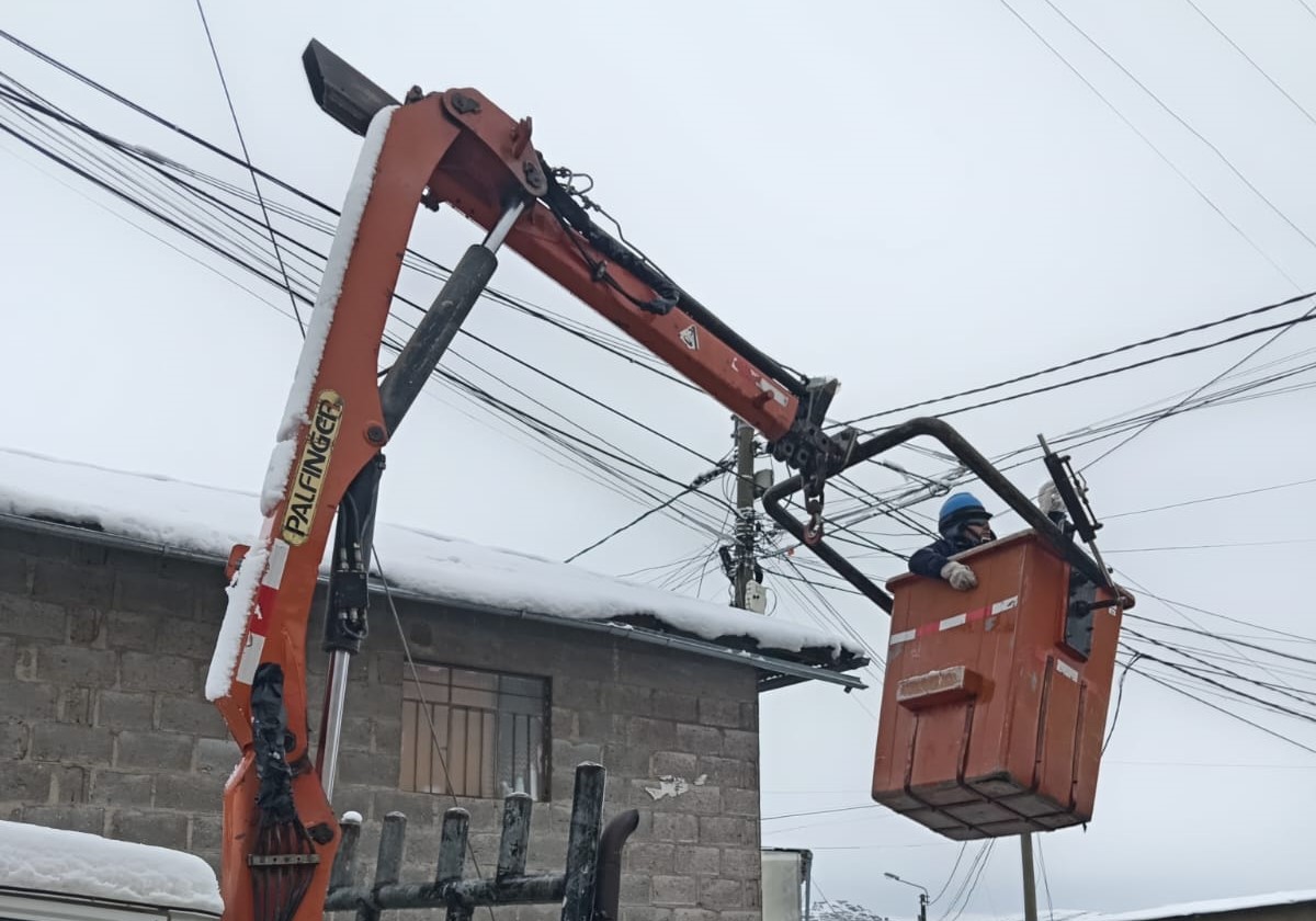 PASCO: Ante lluvias intensas y nevadas Electrocentro exhorta a tomar precauciones para prevenir riesgos eléctricos