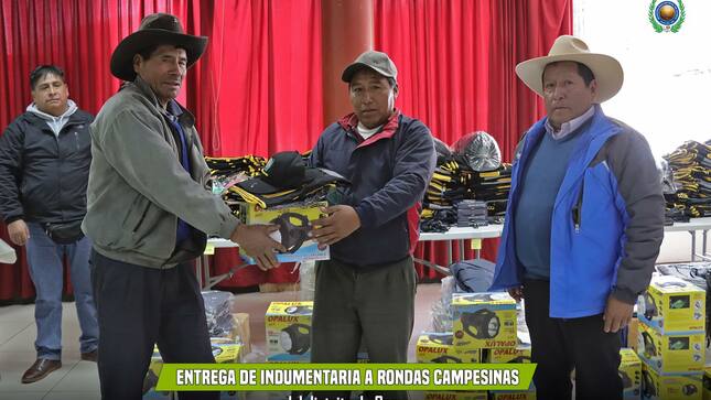 Entrega de Indumentarias Ronda Campesina