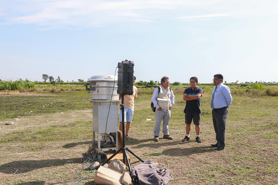 ALCALDE JUAN REAÑO INSPECCIONA TRABAJOS DE MONITOREO AMBIENTAL EN TERRENO DESTINADO PARA LA FUTURA CONSTRUCCIÓN DEL CENTRO DE SALUD DE HUAURA