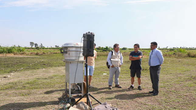 ALCALDE JUAN REAÑO INSPECCIONA TRABAJOS DE MONITOREO AMBIENTAL EN TERRENO DESTINADO PARA LA FUTURA CONSTRUCCIÓN DEL CENTRO DE SALUD DE HUAURA
