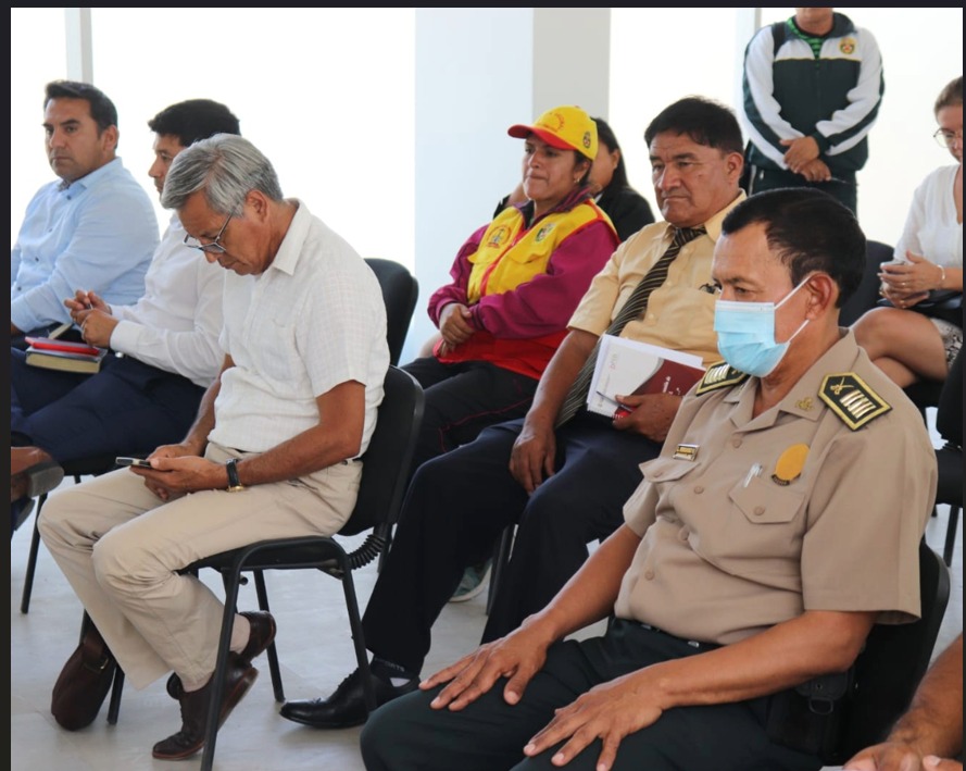 EL Dr. Natividad Sánchez Purihuamán, Director de la Unidad de Gestión Educativa Local - UGEL Lambayeque, participó Ceremonia Juramentación