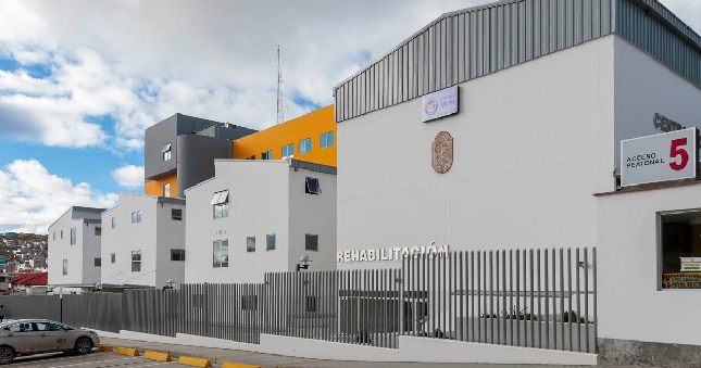 La Contraloría General identificó un perjuicio económico de S/255 018 en el Hospital Daniel Alcides Carrión como consecuencia de la inaplicación de penalidades a una empresa que incumplió con la prestación de servicios médicos, enfermeros y otros para los diferentes servicios de dicho nosocomio durante la emergencia sanitaria por COVID-19.