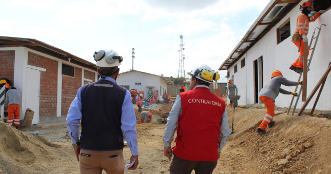 La Contraloría General reveló que en la sección de instalaciones sanitarias del expediente técnico de la reconstrucción del Hospital de Apoyo Saúl Garrido Rosillo, SAGARO, obra valorizada en más de S/191 millones, no se ha previsto un tratamiento de las aguas residuales hospitalarias antes de que sean descargadas hacia la red pública, por lo que la comisión de control indicó que estas tienen características similares a los desagües domésticos de la ciudad. El proyecto está a cargo del Gobierno Regional de Tumbes.