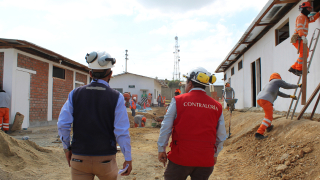 La Contraloría General reveló que en la sección de instalaciones sanitarias del expediente técnico de la reconstrucción del Hospital de Apoyo Saúl Garrido Rosillo, SAGARO, obra valorizada en más de S/191 millones, no se ha previsto un tratamiento de las aguas residuales hospitalarias antes de que sean descargadas hacia la red pública, por lo que la comisión de control indicó que estas tienen características similares a los desagües domésticos de la ciudad. El proyecto está a cargo del Gobierno Regional de Tumbes.